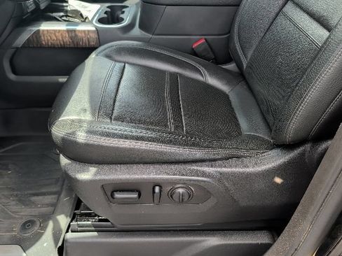 Used 2020 GMC Sierra 1500 Denali w/ Denali Ultimate Package AWD/4WD image 19