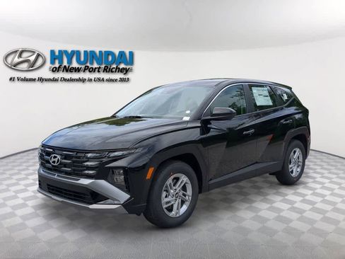 New 2026 Hyundai Tucson SE image 1