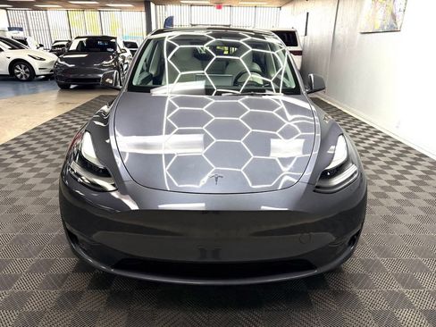 Used 2022 Tesla Model Y Performance AWD/4WD image 6