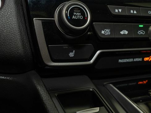 Used 2017 Honda CR-V EX image 15