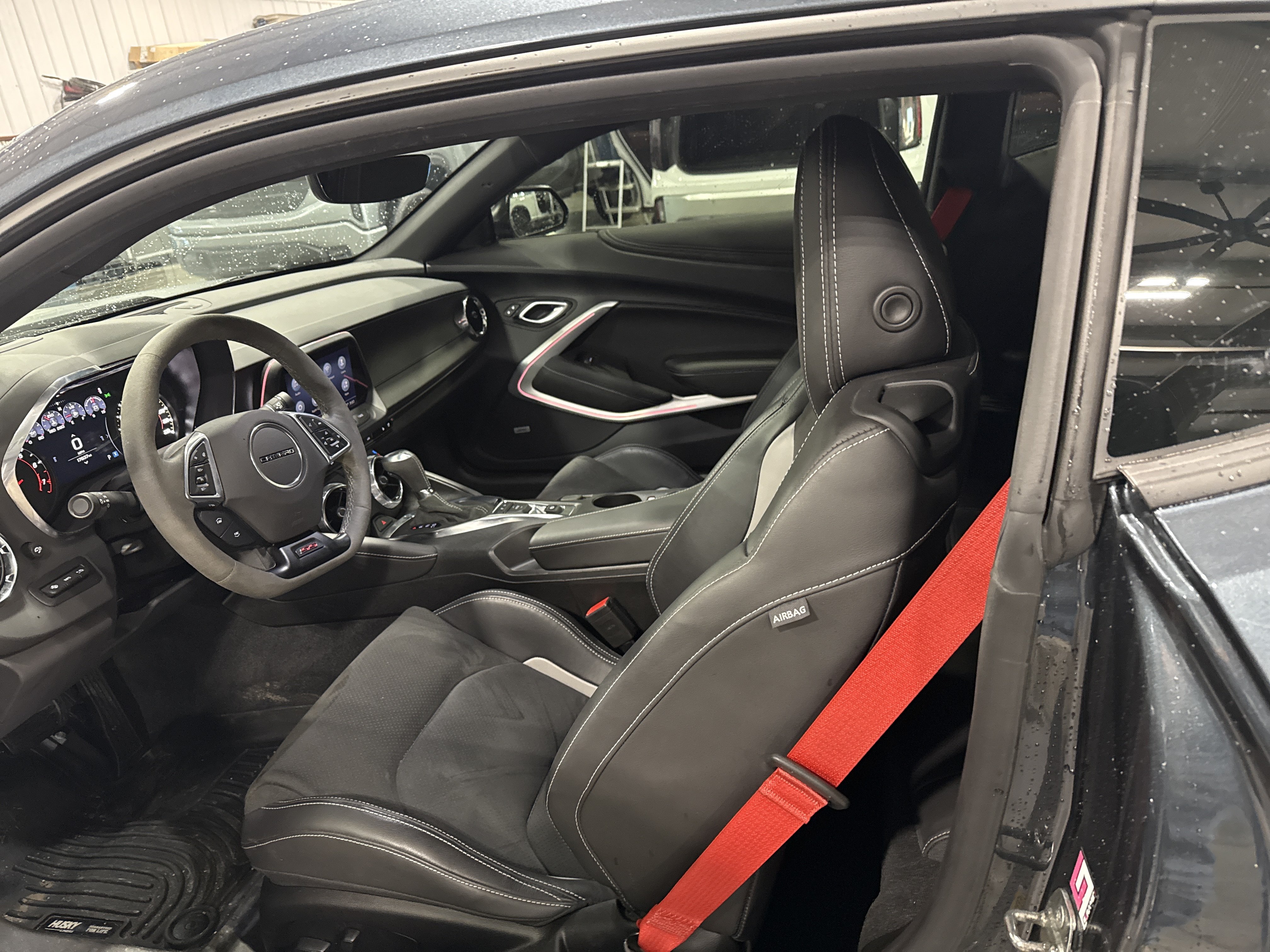 Used 2022 Chevrolet Camaro SS RWD image 7