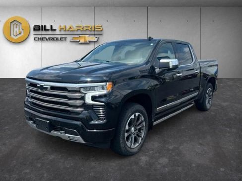 Used 2022 Chevrolet Silverado 1500 High Country w/ Max Trailering Package AWD/4WD image 1