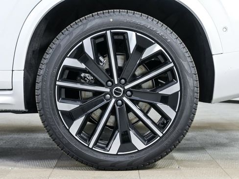 New 2026 Volvo XC90 T8 Ultra w/ Protection Package Premier AWD/4WD image 40