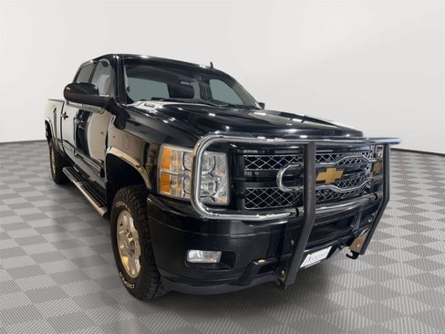 Used 2013 Chevrolet Silverado 2500 LT w/ Z71 Appearance Package AWD/4WD image 5