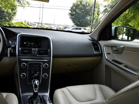 Used 2015 Volvo XC60 T5 Premier FWD image 20