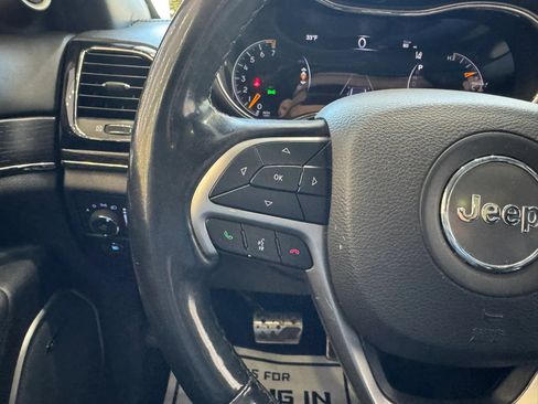 Used 2019 Jeep Grand Cherokee High Altitude AWD/4WD image 17