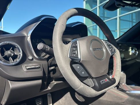 Used 2021 Chevrolet Camaro ZL1 RWD image 5