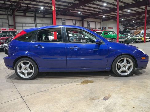Used 2003 Ford Focus SVT FWD image 10