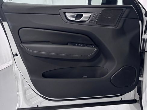 Certified 2024 Volvo XC60 T8 Ultimate AWD/4WD image 16