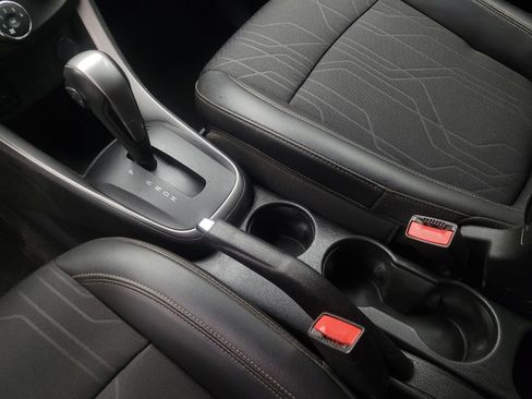 Used 2020 Chevrolet Trax LT w/ Driver Confidence Package image 26