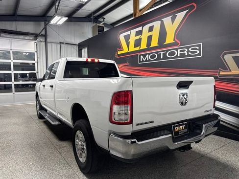 Used 2024 RAM 2500 Big Horn AWD/4WD image 12