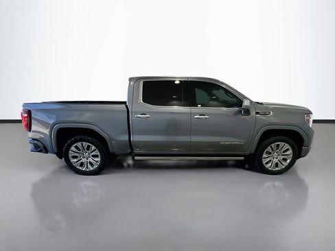 Used 2022 GMC Sierra 1500 Denali w/ Denali Premium Package AWD/4WD image 9