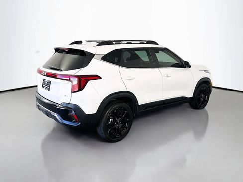 Used 2024 Kia Seltos X-Line AWD/4WD image 7