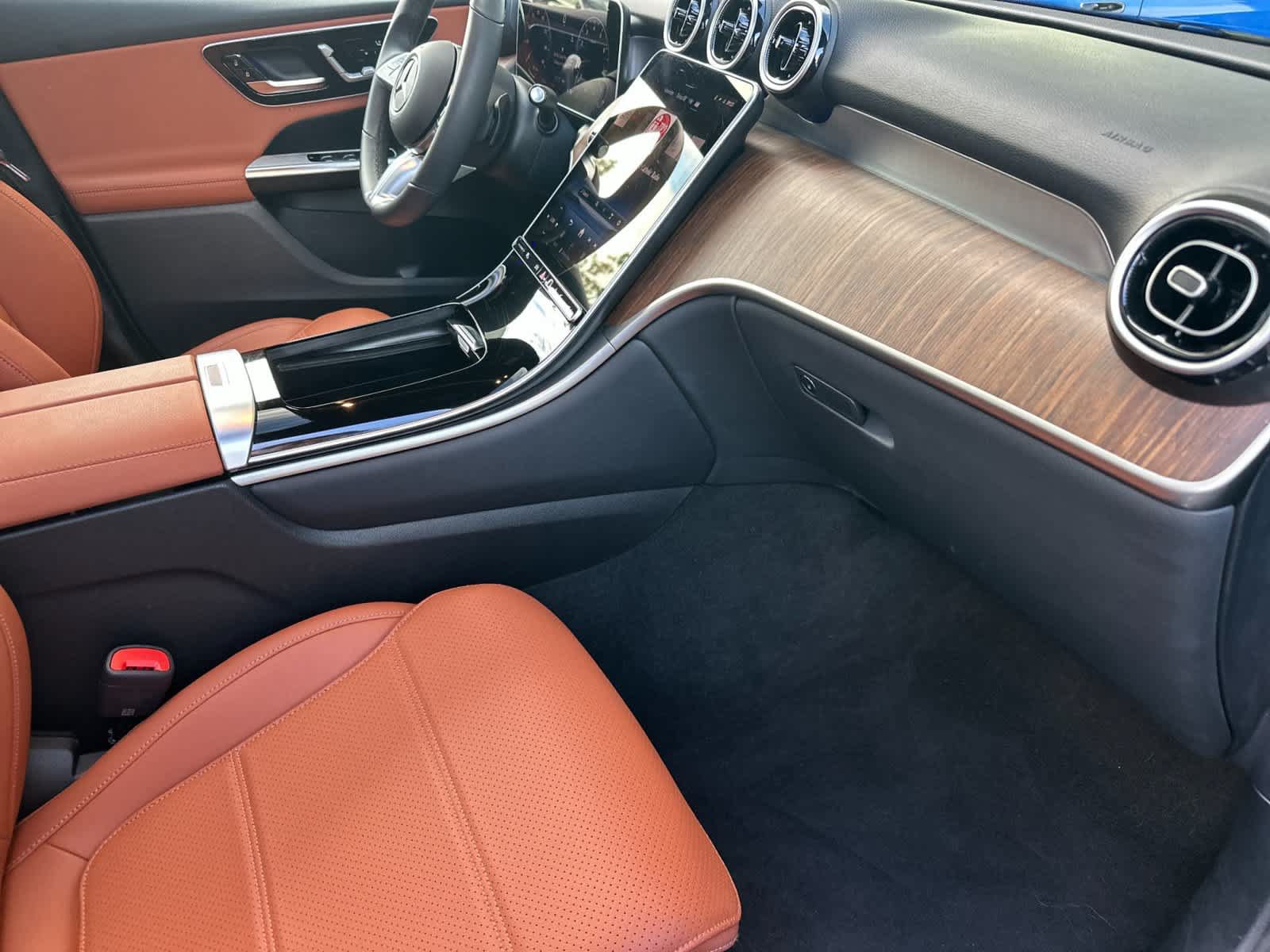 Certified 2026 Mercedes-Benz GLC 300 image 16