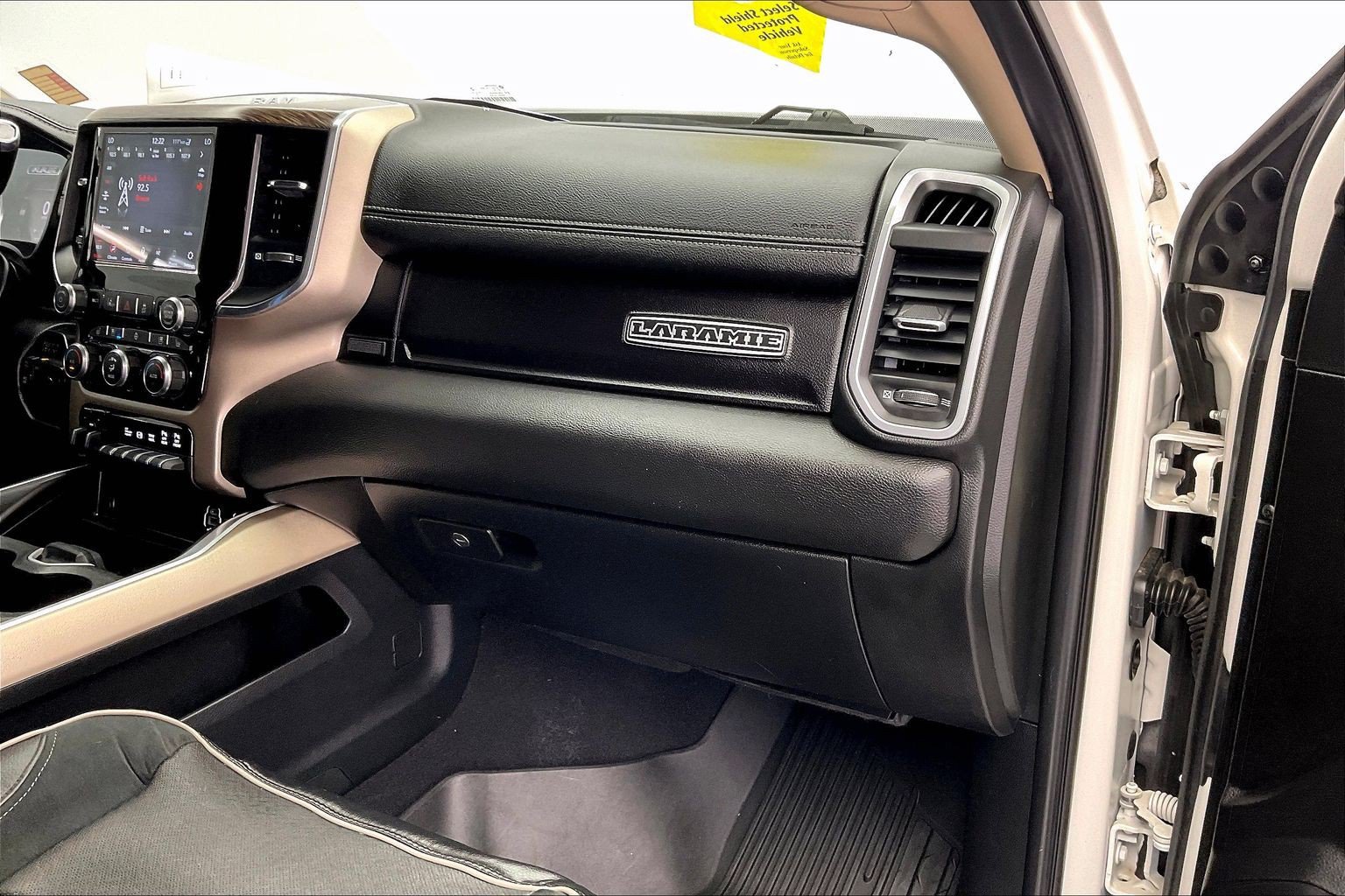 Used 2020 RAM 2500 Laramie AWD/4WD image 16