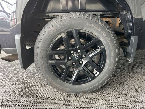 Used 2023 Chevrolet Silverado 1500 RST w/ LPO, Dark Essentials Package AWD/4WD image 25