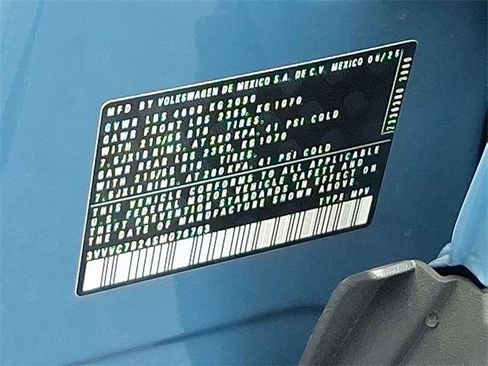 New 2025 Volkswagen Taos SE image 22