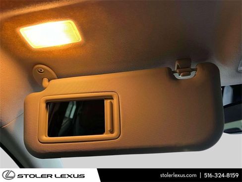 Used 2021 Toyota Corolla LE image 39