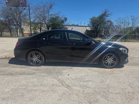 Used 2018 Mercedes-Benz CLA 250 image 3