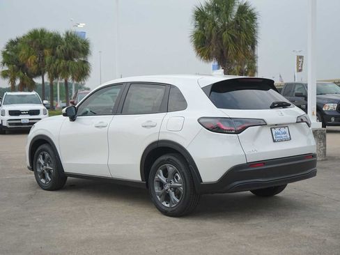 New 2026 Honda HR-V LX image 4