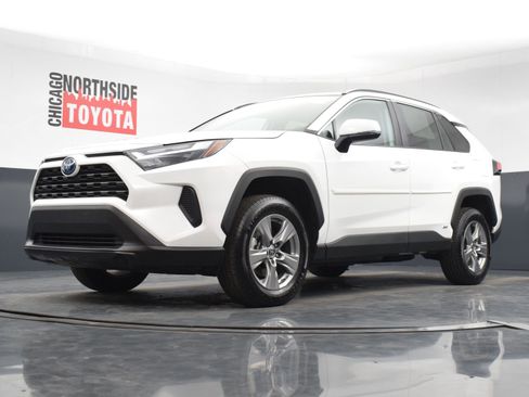 Used 2024 Toyota RAV4 LE image 30