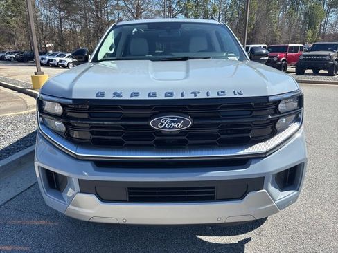 New 2026 Ford Expedition Max Platinum w/ Platinum Ultimate Package image 3