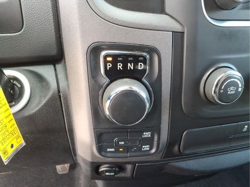 Used 2017 RAM 1500 Express image 21