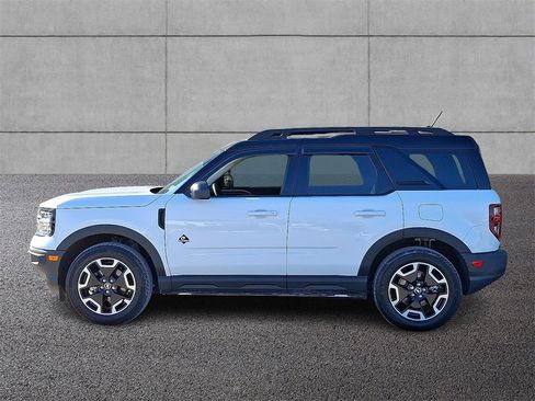 Used 2024 Ford Bronco Sport Outer Banks image 7