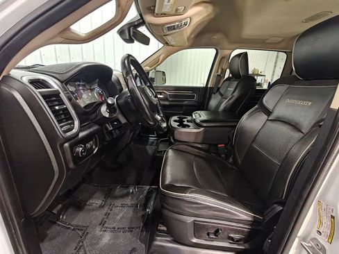 Used 2020 RAM 2500 Laramie AWD/4WD image 36