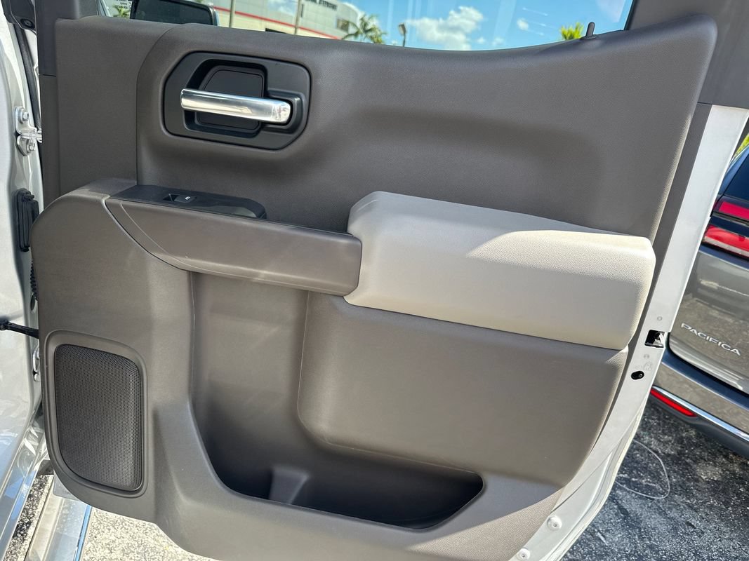 Used 2020 Chevrolet Silverado 1500 LT w/ All-Star Edition RWD image 18