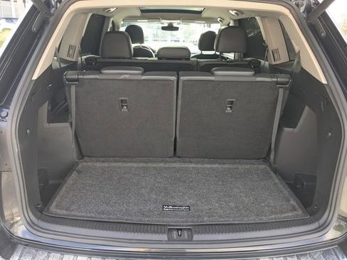 Used 2019 Volkswagen Atlas SE w/ Panoramic Sunroof Package image 12