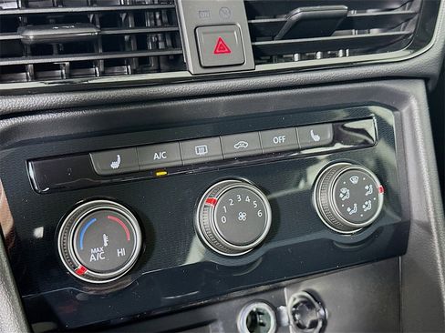 New 2025 Volkswagen Taos S image 14