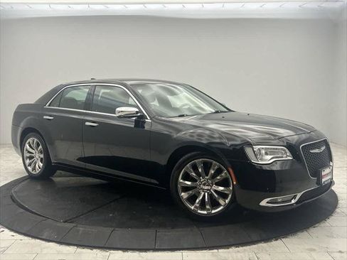 Certified 2019 Chrysler 300 Limited RWD image 1