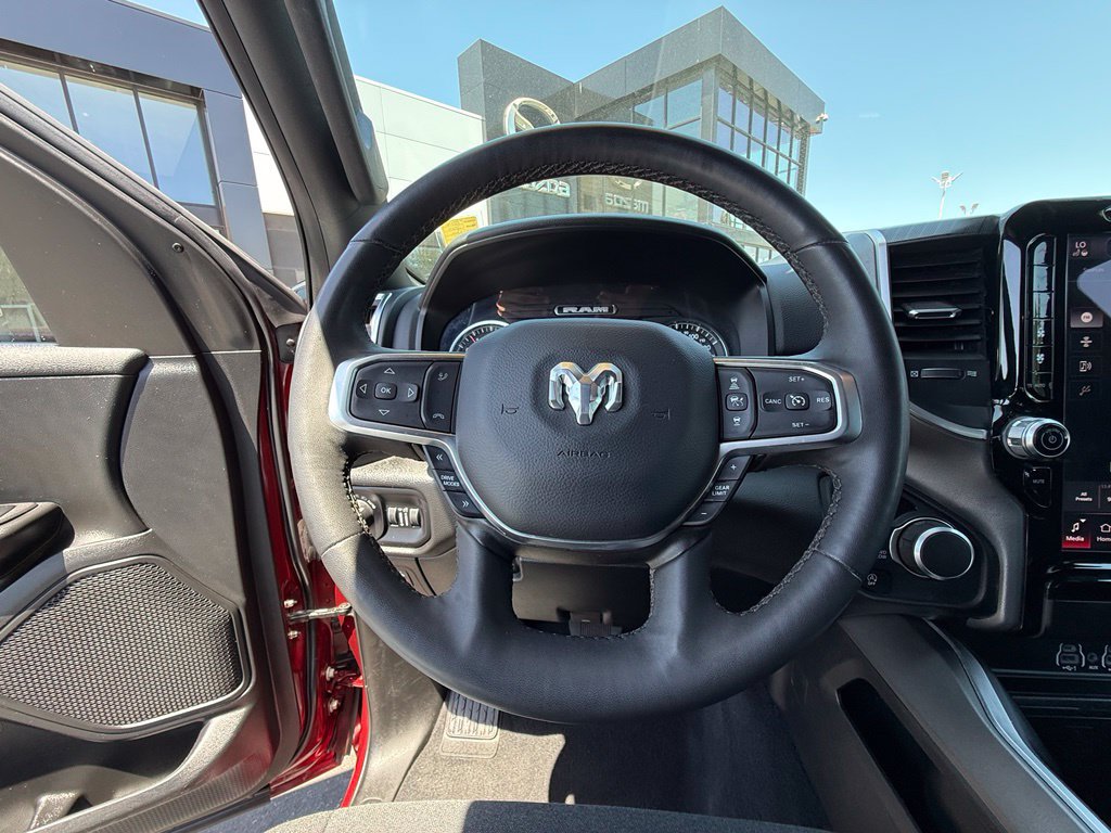 Used 2025 RAM 1500 Big Horn AWD/4WD image 18