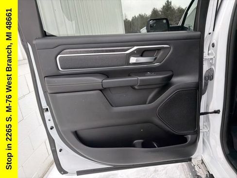 Used 2021 RAM 1500 Big Horn AWD/4WD image 33