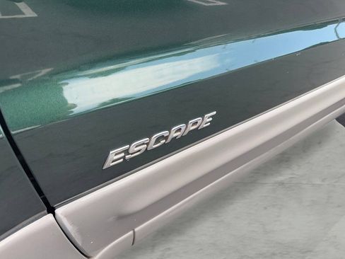 Used 2002 Ford Escape XLT FWD image 13