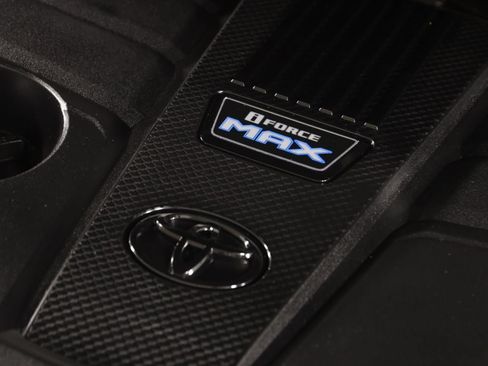 Used 2025 Toyota Tundra Limited AWD/4WD image 20