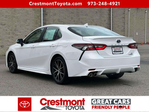 Certified 2024 Toyota Camry SE image 4