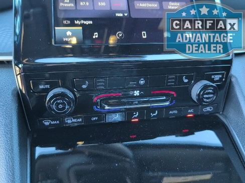 Used 2024 Jeep Grand Cherokee L Altitude image 25