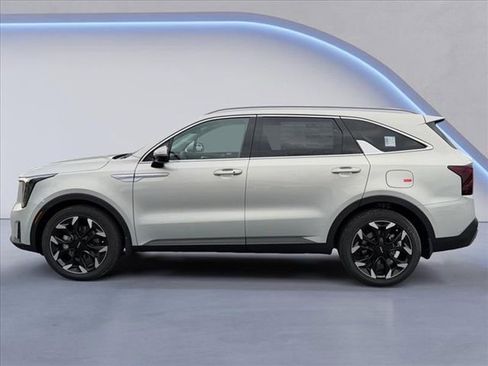 New 2026 Kia Sorento EX w/ EX Premium Package FWD image 6