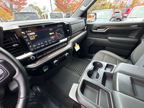 Used 2024 GMC Sierra 1500 Elevation w/ X31 Off-Road Package image 25