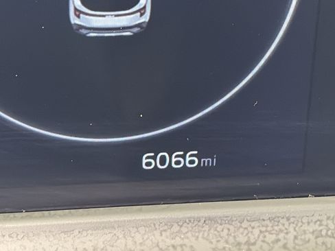 Certified 2024 Kia Seltos EX image 5