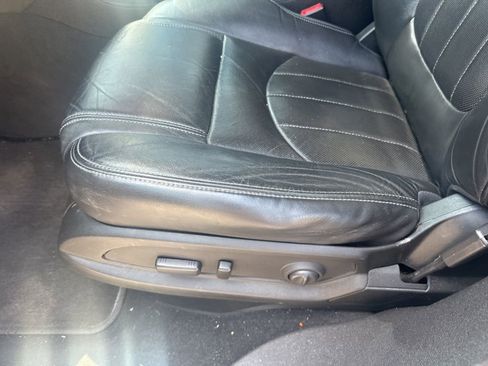 Used 2013 GMC Acadia Denali AWD/4WD image 15