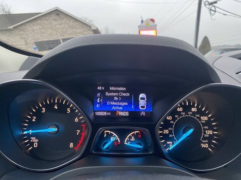 Used 2017 Ford Escape SE AWD/4WD image 27