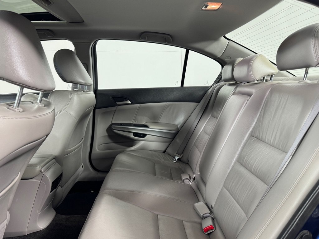 Used 2010 Honda Accord EX-L image 17