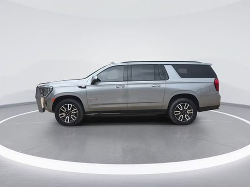 Used 2024 GMC Yukon XL AT4 w/ LPO, Floor Liner Package AWD/4WD image 5