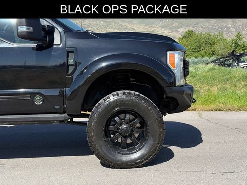 Used 2019 Ford F250 Lariat w/ Lariat Ultimate Package AWD/4WD image 3