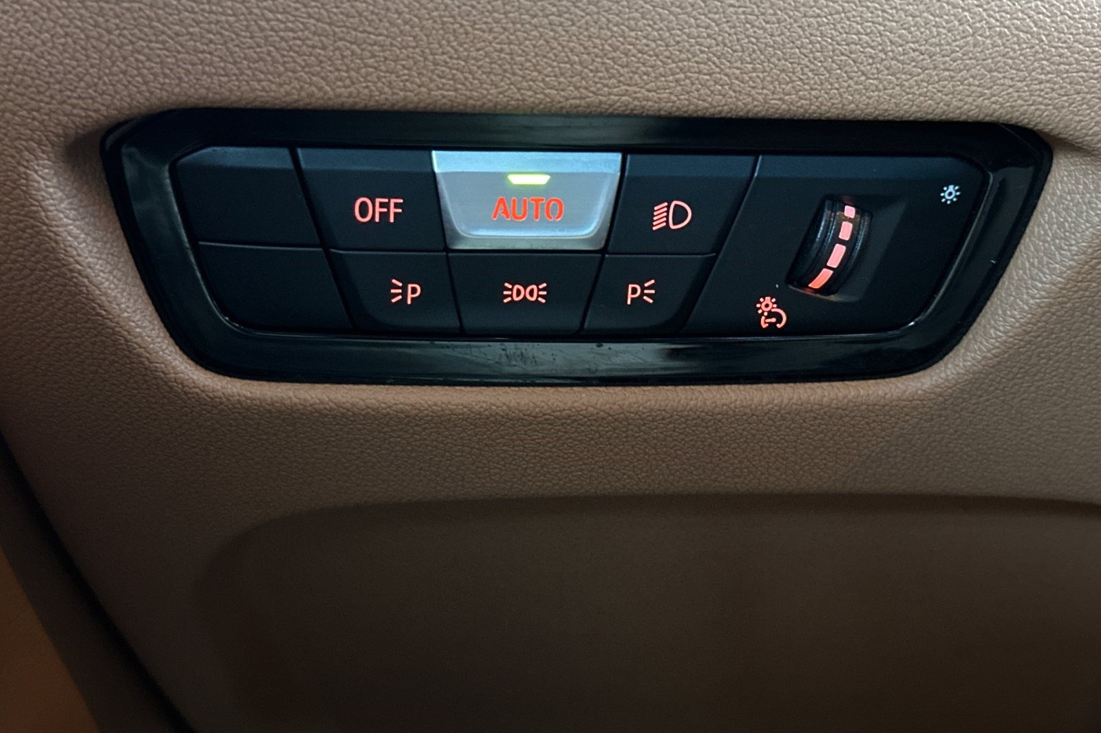 Certified 2024 BMW i4 eDrive35 w/ Convenience Package RWD image 37