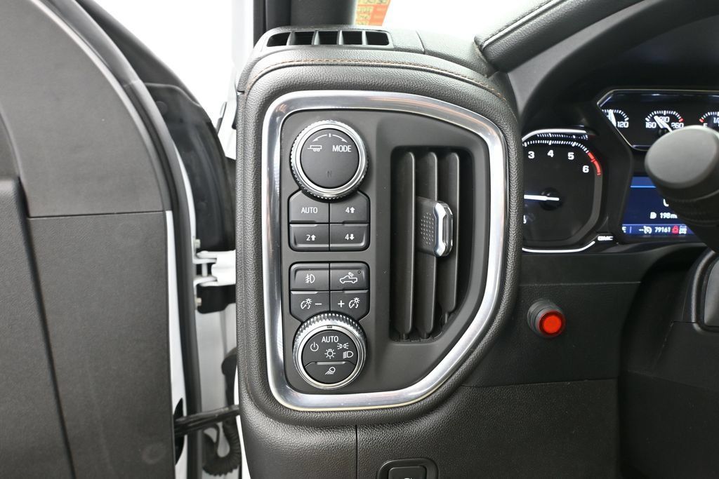 Used 2022 GMC Sierra 2500 AT4 w/ Snow Plow Prep/Camper Package AWD/4WD image 24