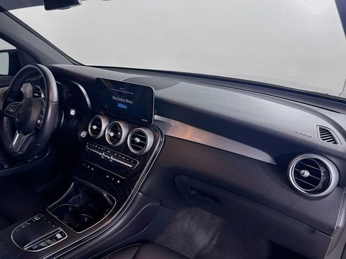 Used 2021 Mercedes-Benz GLC 300 GLC 300 w/ Premium Package image 28